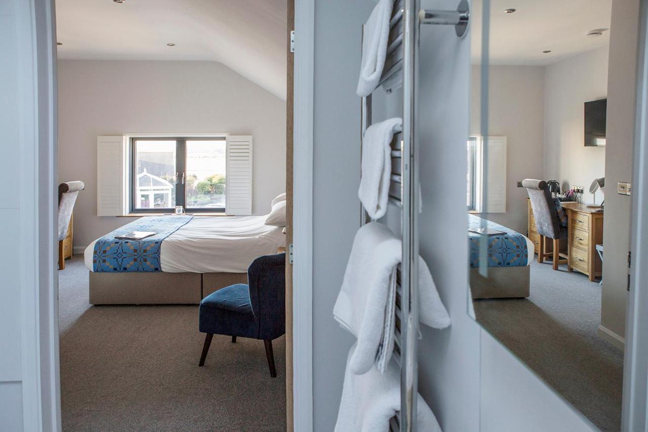 Victoria Inn Brewhouse B&B Roch Экстерьер фото